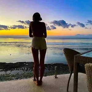  Apartment Infinity Bingin - Boutique Beachfront Family Indonesia